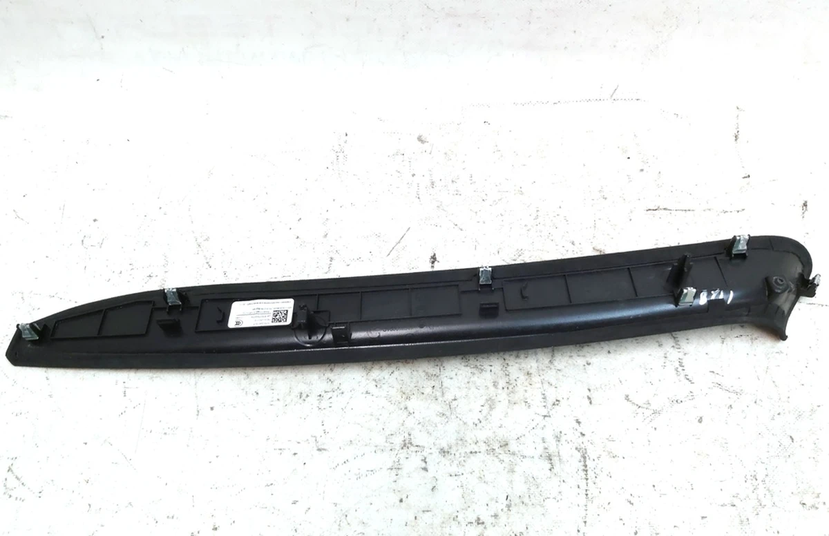 4 Накладка декоративна стійки A магніт ліва ALCANTARA BLK Tesla model X 1050286-04-F