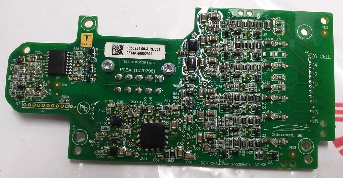 Плата (BMB) управления модулем S3 основной батареи REV01 Tesla model S 1050951-00-A