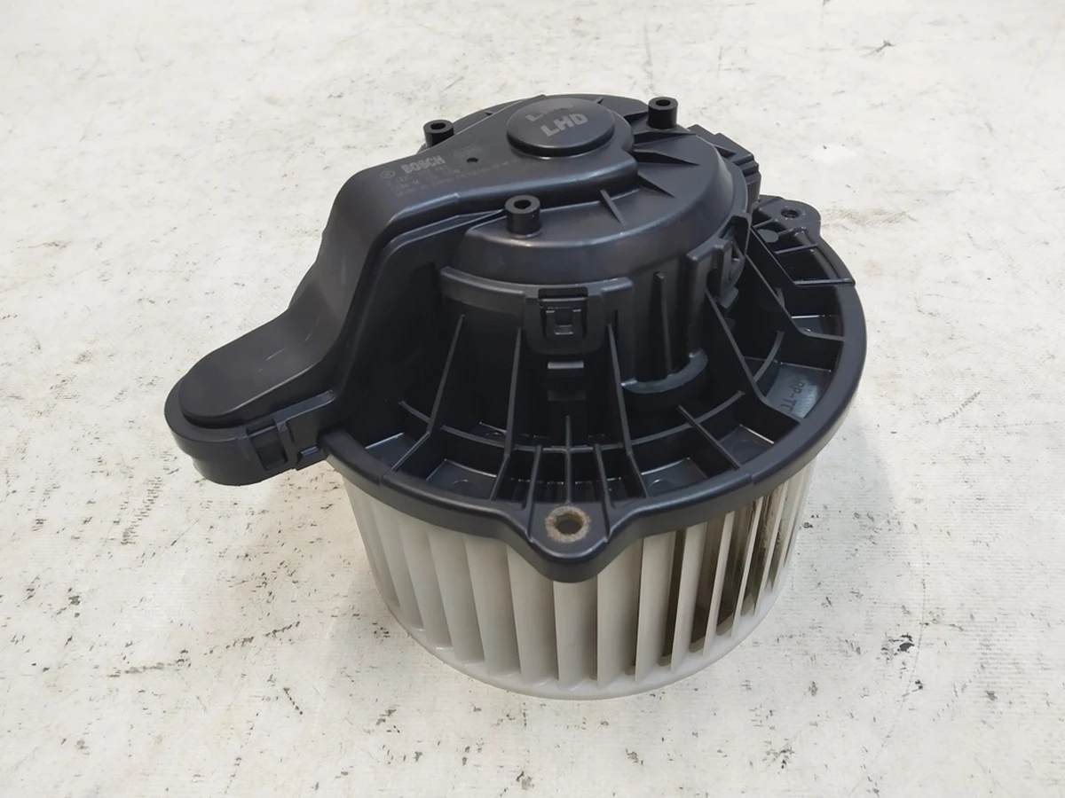 Вентилятор климатической установки (печки салона)  CBM-M 12V CCW F00S 3B2 441 Tesla model S, model S REST 1116135-00-C, 6007378-00-Q