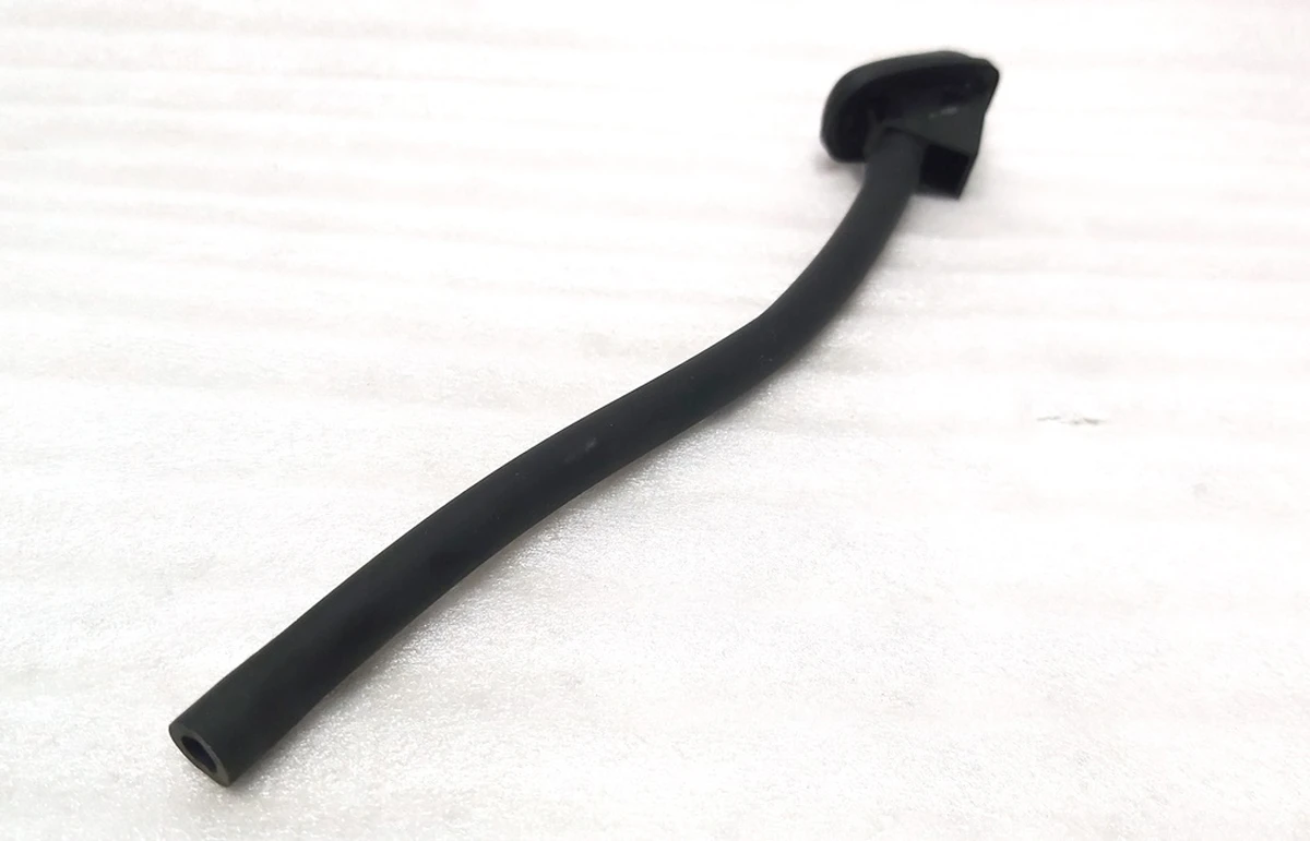 1 Форсунка стеклоомывателя спаренная Tesla model S, model S REST 1052887-00-C