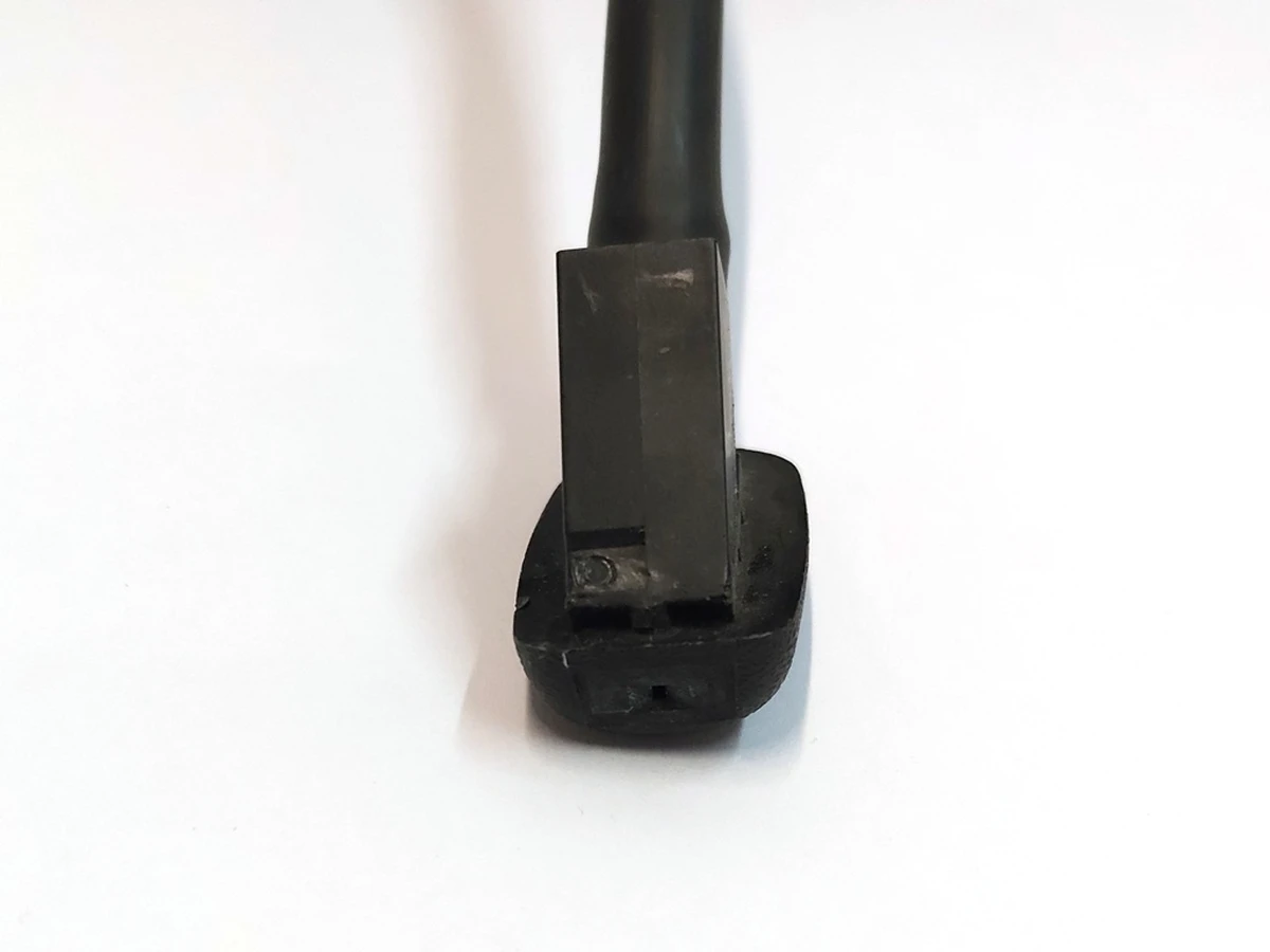 1 WASHER NOZZLE - FAN TYPE fan Tesla model S, model S REST 1052887-00-C