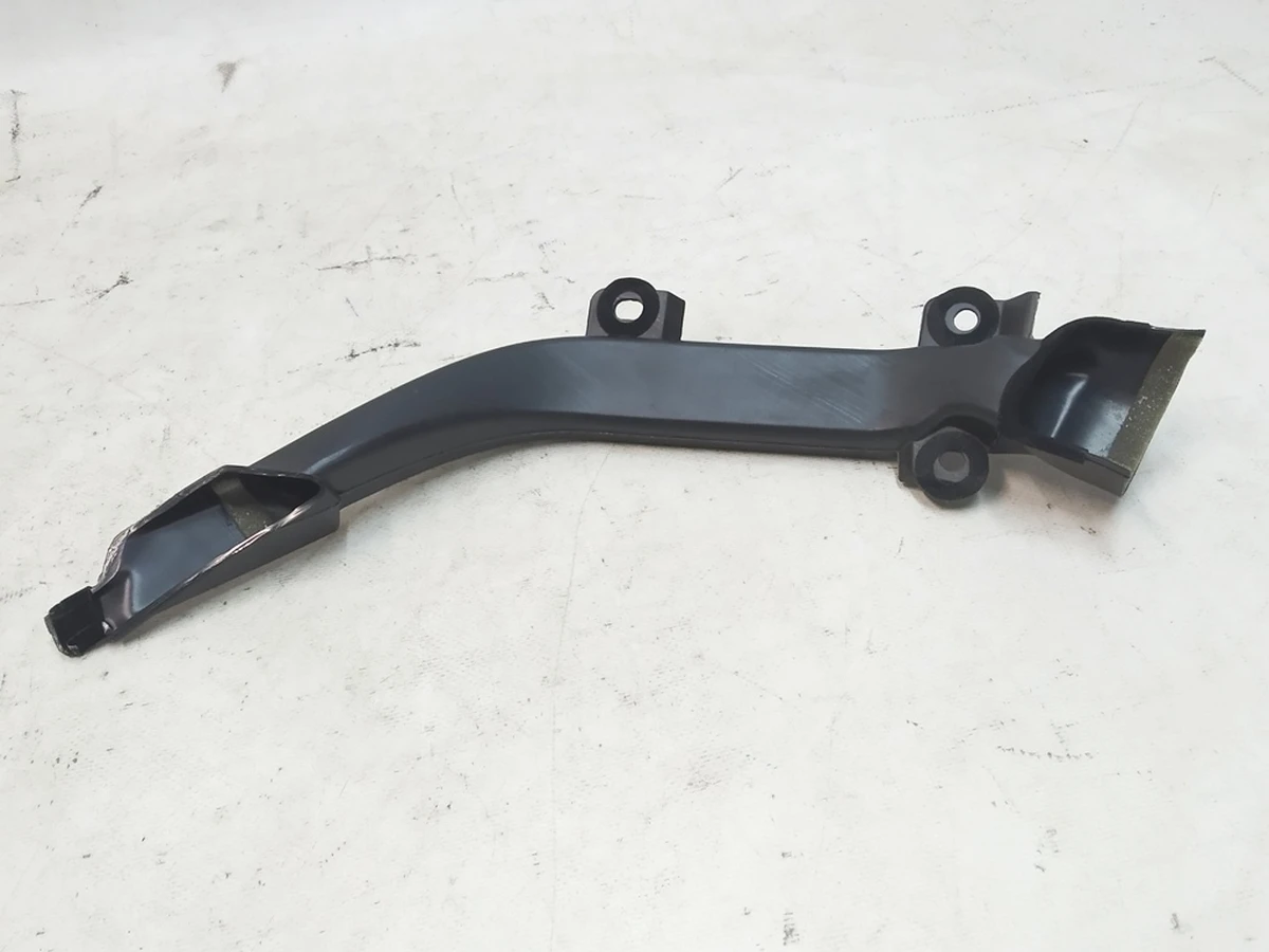 2 Воздуховод инструментальной панели (mergon) левый Tesla Model S REST, Model X 1053035-00-C