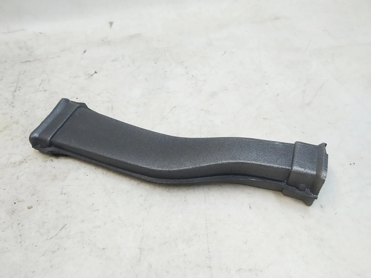 7 Повітропровід системи вентиляції стійки B правий (спінений поліетелен) Tesla model X 1053891-00-A