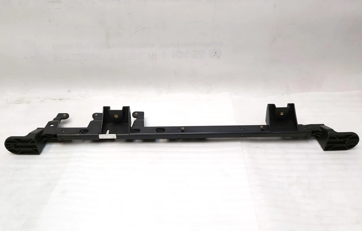 8 Кронштейн корпуса вентилятора кондиционера Tesla model X 1054164-00-E