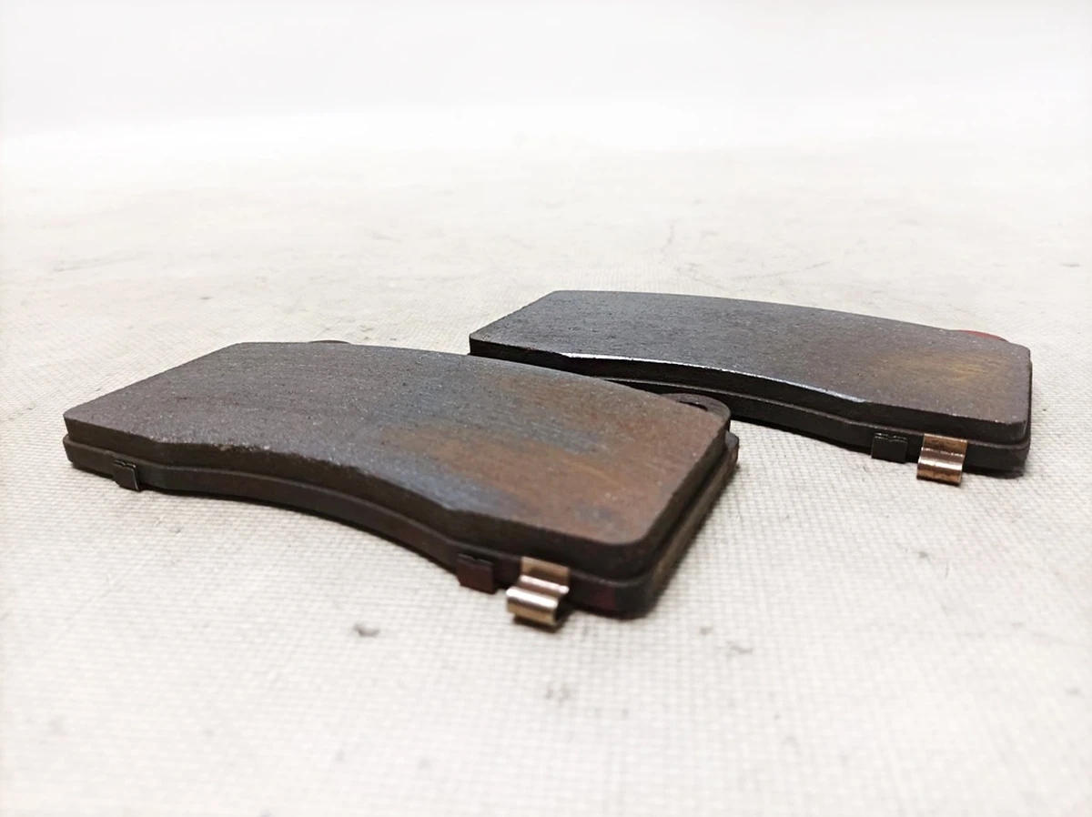 3 Front brake pads BREMBO 2 pcs (5 mm friction layer) Tesla model S, model S REST 1055066-00-C