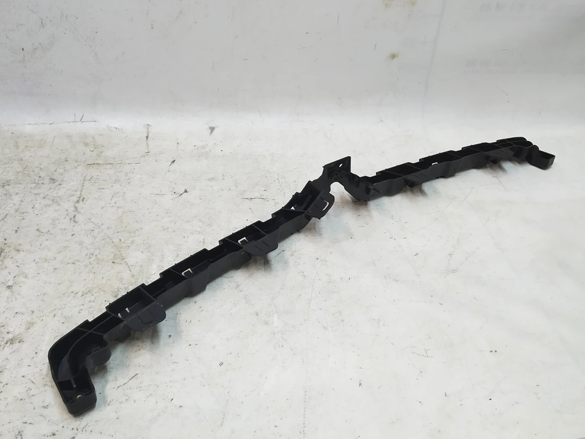 4 Кронштейн гриля направляющая бампера переднего ( повреждение) Tesla Model X 1055069-00-E