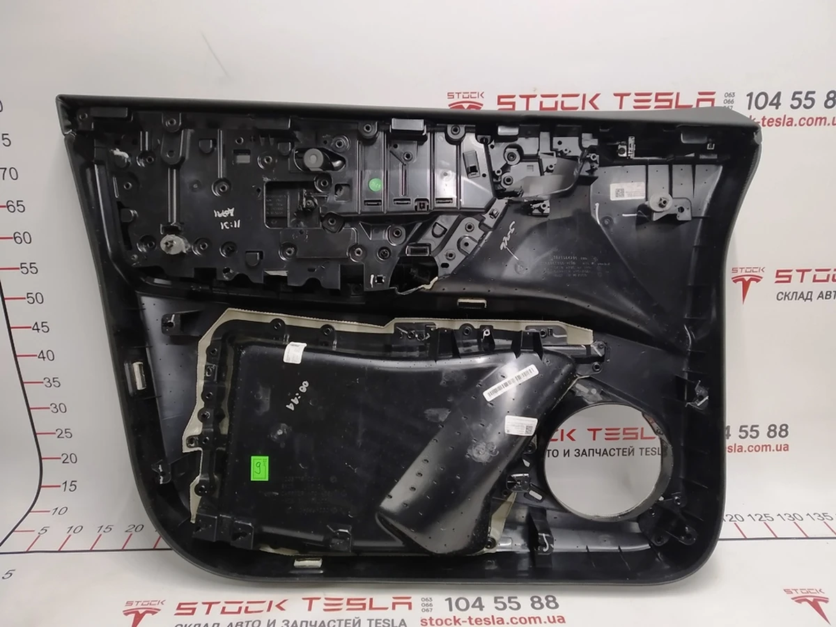 1 Map (skeleton) door front right PREM PUR BLK Tesla model X 1055483-21-M