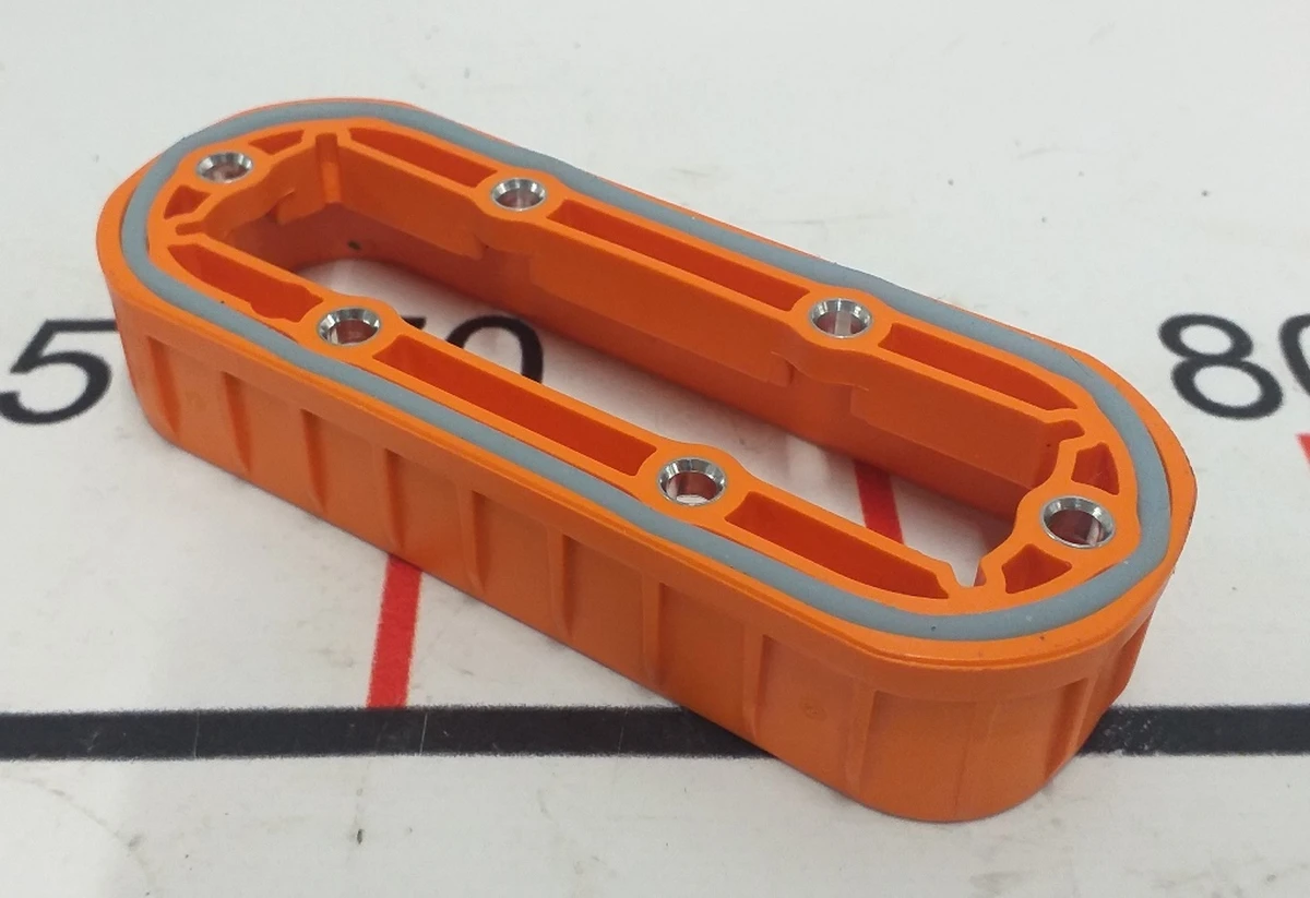 39 Уплотнитель разъема сплиттера вспомогательного блока основной батареи Tesla model S REST, model X 1055957-00-D