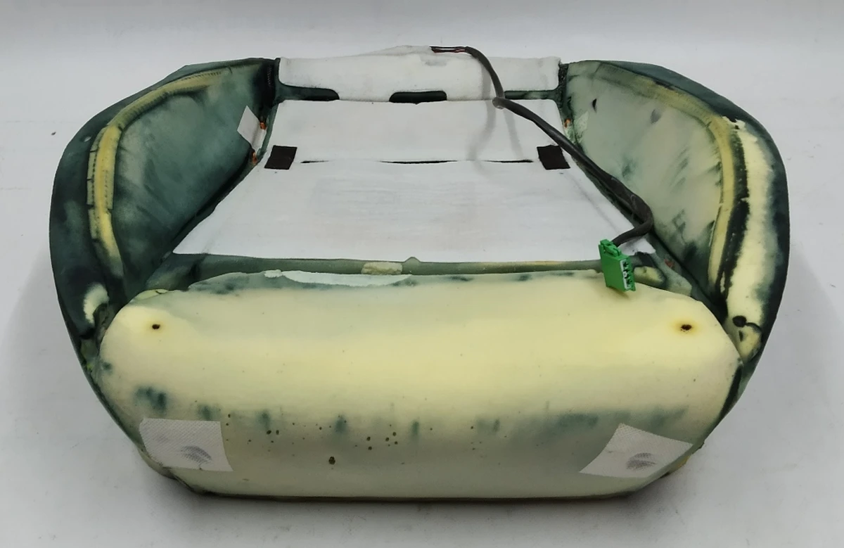 3 Пінний наповнювач нижньої частини сидіння водія в зборі з підігрівом NEXT GEN (GEN 2) (з пошкодженням) Tesla model S, model S REST 1056258-02-B