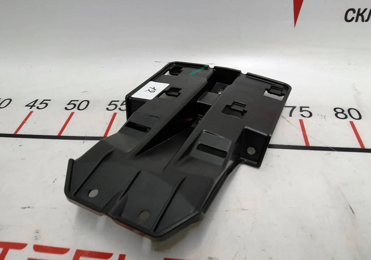 10 Кронштейн держателя приборной панели  REV01 пластикового каркаса Tesla Model S REST, Tesla Model X 1003326, 1035572