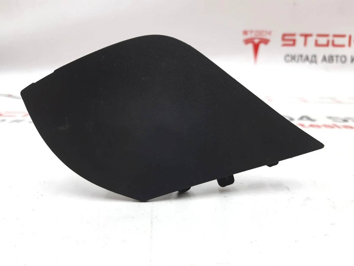 15 Заглушка буксирувального гака Tesla Model X 1057056-00-D 15 Заглушка буксирувального гака Tesla Model X 1057056-00-D