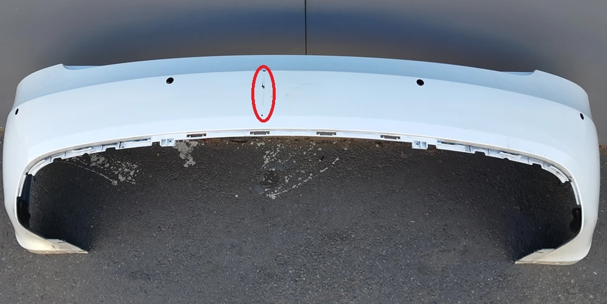 1 Бампер задній під 6 парктроніків з кронштейнами PPSW білий (з пошкодженням) Tesla model S REST 1057319-S3-A