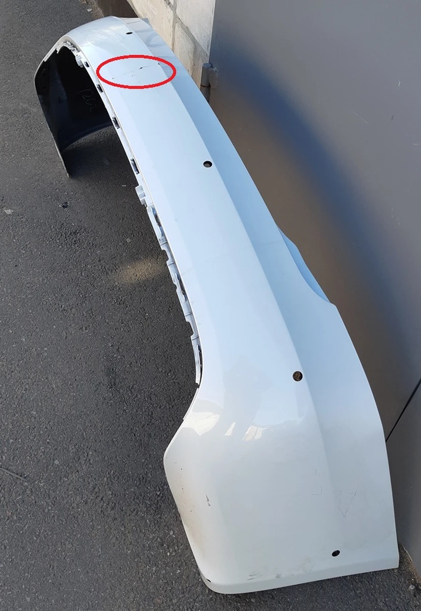 1 Бампер задний под 6 парктроников с кронштейнами PPSW белый (с повреждением) Tesla model S REST 1057319-S3-A