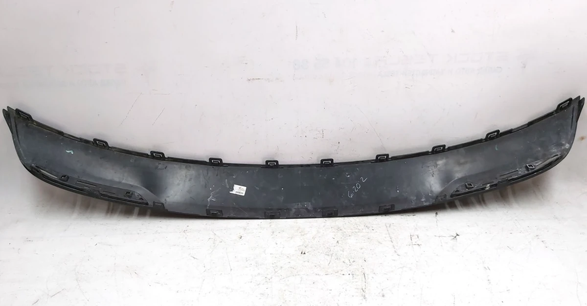 16 Накладка бампера заднього нижня (губа) пофарбована PBSB Tesla model S REST 1057321-00-C