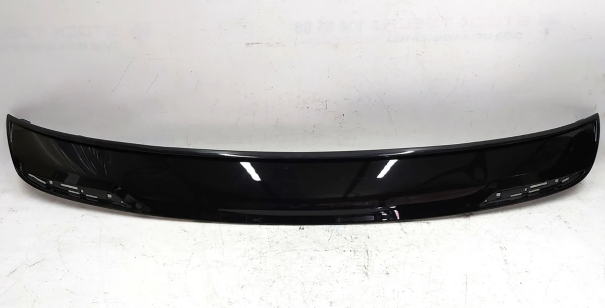 16 Накладка бампера заднього нижня (губа) пофарбована PBSB Tesla model S REST 1057321-00-C