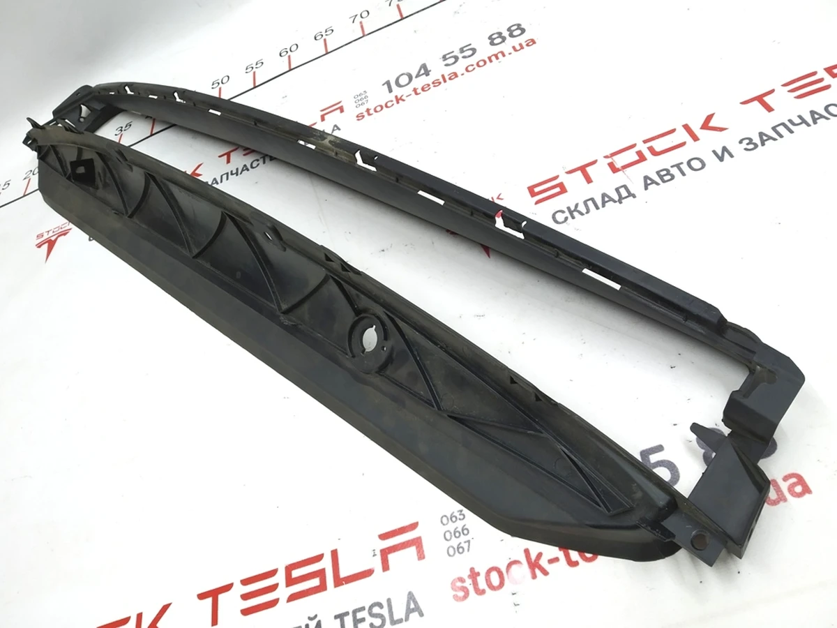 12 Дифузор передній охолодження радіатора основного Tesla model S REST 1057847-00-E