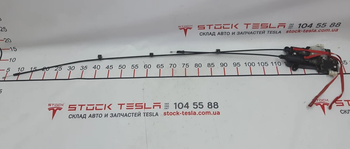 2 Привод замка капота электрический в сборе Tesla model X 1057991-00-F