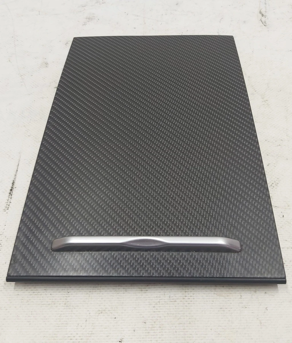 Накладка декоративная задвижки центральной консоли D-CARBON FIBER Tesla model X 1058088-11-A