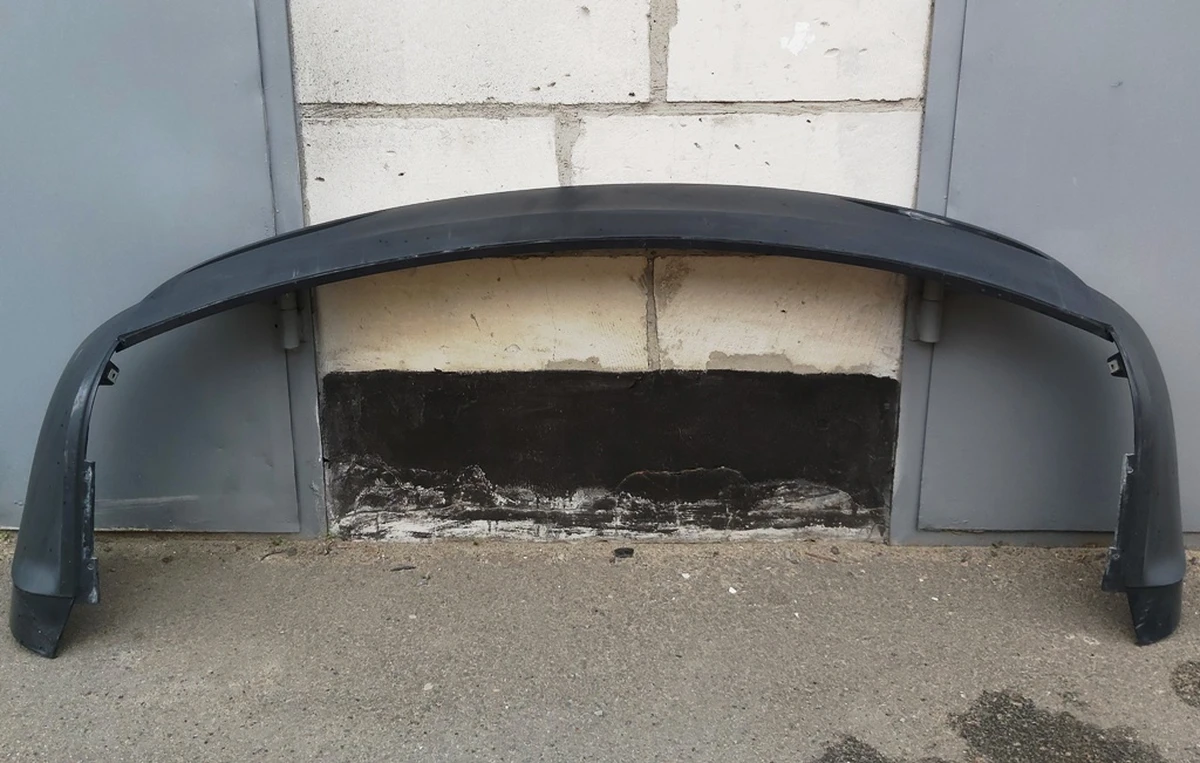 2 Накладка нижняя (структурная) бампера заднего с повреждением Tesla model X 1058354-00-F