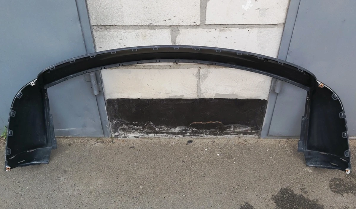 2 Накладка нижняя (структурная) бампера заднего с повреждением Tesla model X 1058354-00-F