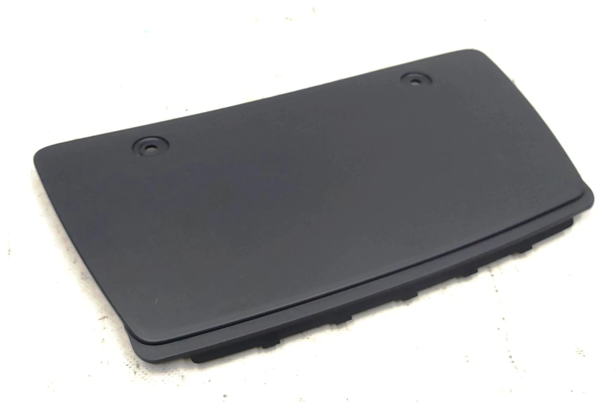 4 Крышка диффузора бампера заднего нижнего (заглушка фаркопа, люк) Tesla model X 1058357-00-D