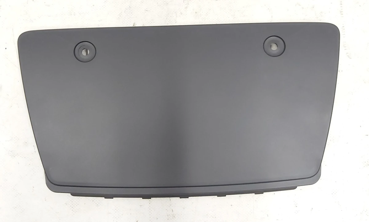 4 Крышка диффузора бампера заднего нижнего (заглушка фаркопа, люк) Tesla model X 1058357-00-D