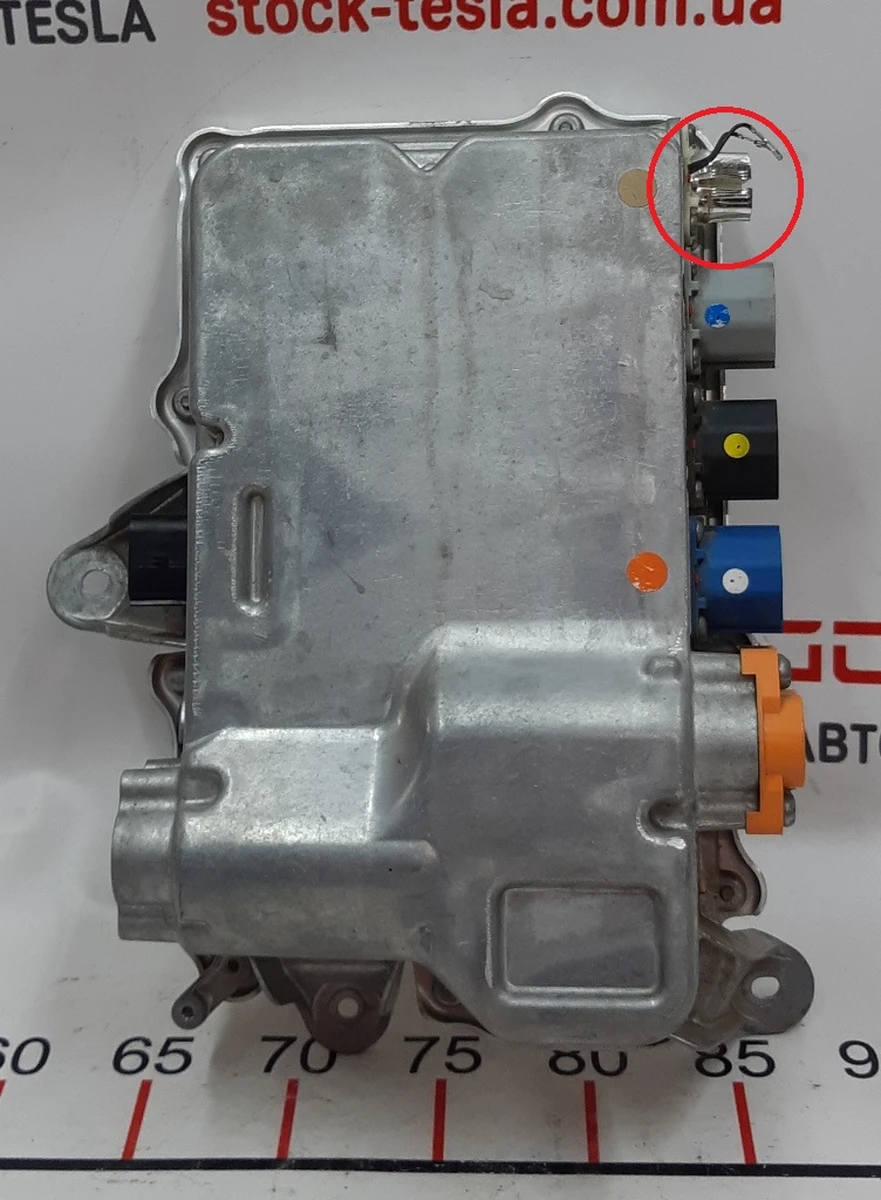 1 Джанкшен бокс передний AWD REV01 с повреждением Tesla model S REST 1059891-00-F