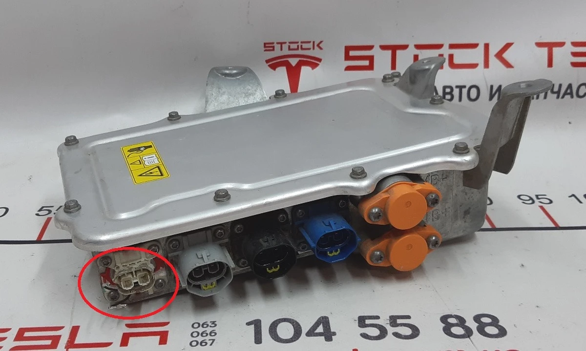 1 Джанкшен бокс передний AWD REV01 с повреждением Tesla model S REST 1059891-00-F
