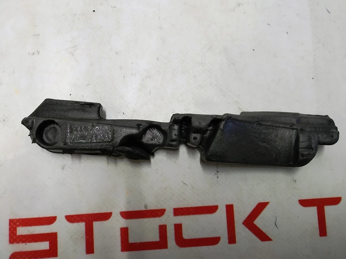 Прокладка пінна дзеркала зовнішнього передньої лівої двері Tesla model S, model S REST 1060057-00-C