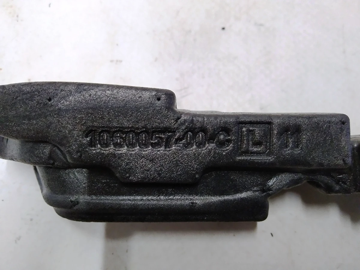 8 Прокладка пенная зеркала наружного передней левой двери Tesla model S, model S REST 1060057-00-C