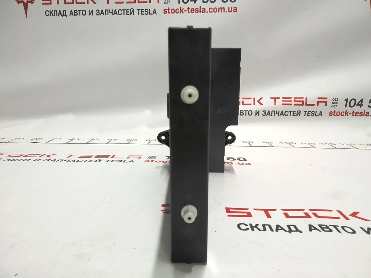 1 Элемент нагревательный печки салона (GEN3) Tesla model S REST, model X 1060432-00-E