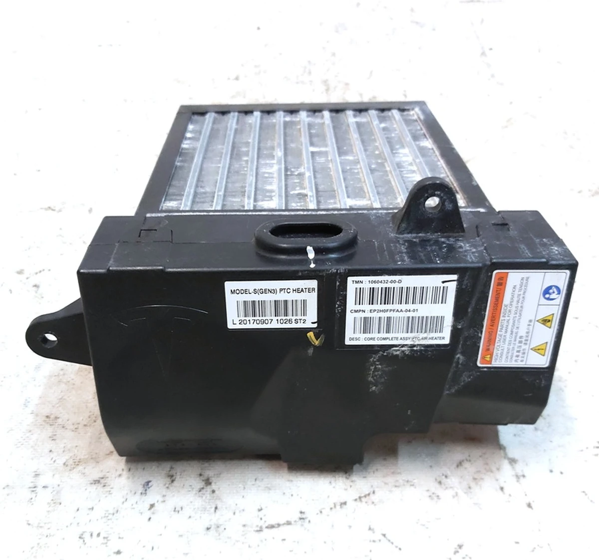 1 LHD GEN3 PTC HTR, EMC FIX with damage Tesla model X 1060432-00-E