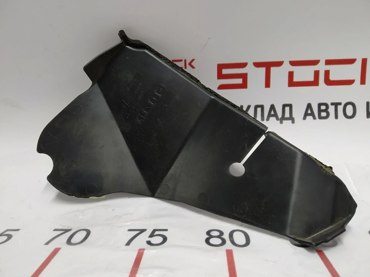 7 Перегородка водосборника крышки багажника левый Tesla model X 1060446-00-A