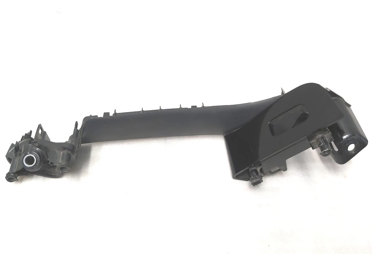 Ручка дверей задньої лівої внутрішня частина з основою під кнопку глянсовою Tesla model 3 1090413-02-L