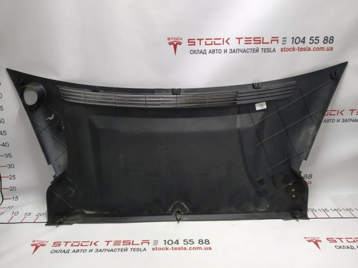 10 Underhood plastic box rear AWD damaged Tesla model S REST 1060481-00-C