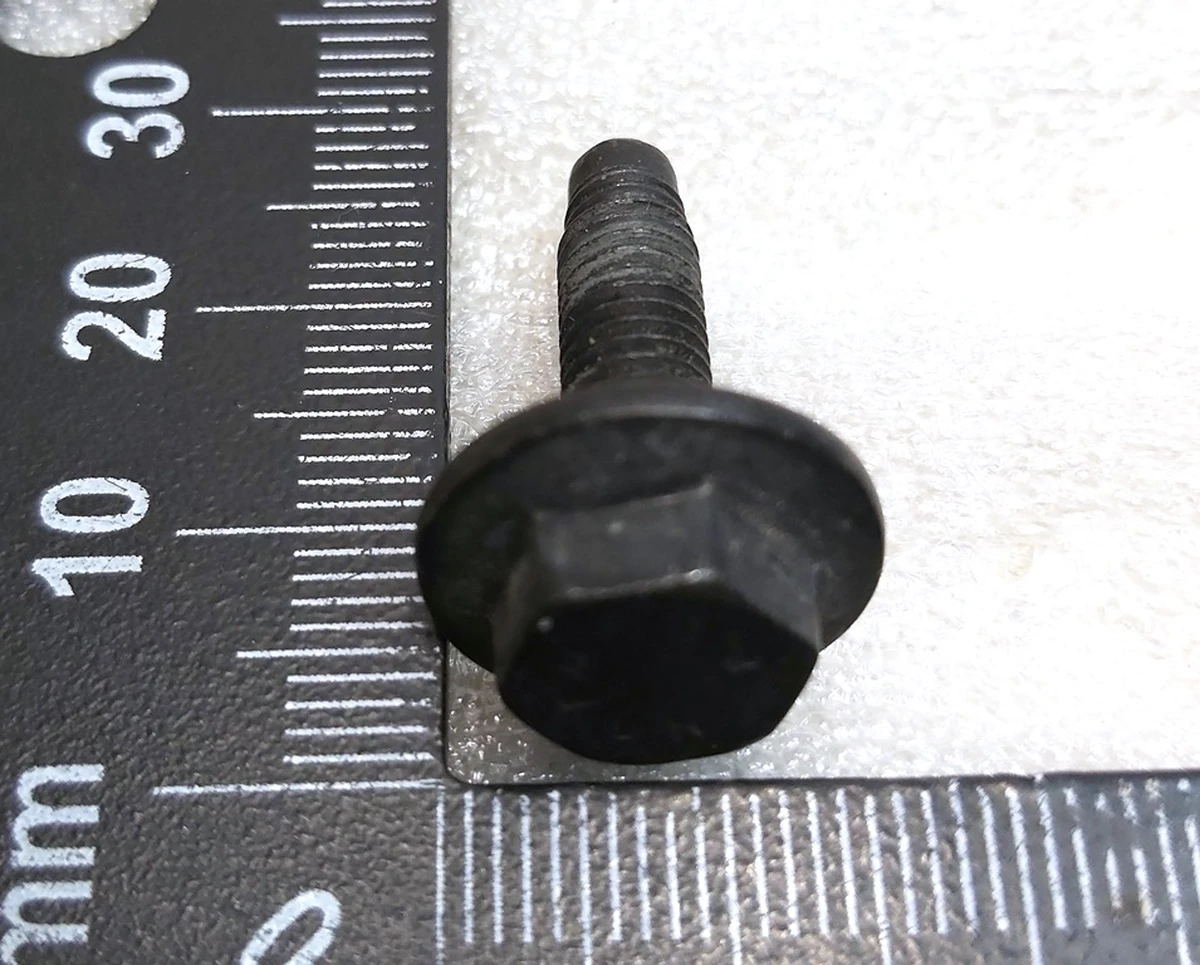 Болт M6x22,STL[8.8],PC BLACK Tesla model 3, model Y 1060685-M3Y 1139785-00-A