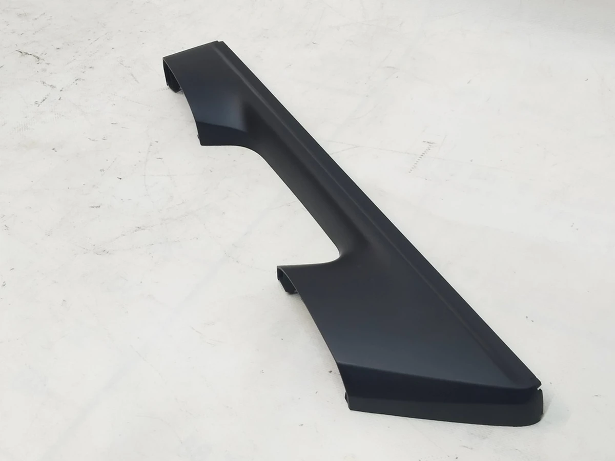 16 MX 1R CVR PODIUM LHS OTR RH Tesla Model X 1061621-00-B