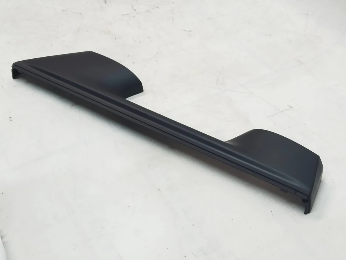 16 MX 1R CVR PODIUM LHS OTR RH Tesla Model X 1061621-00-B