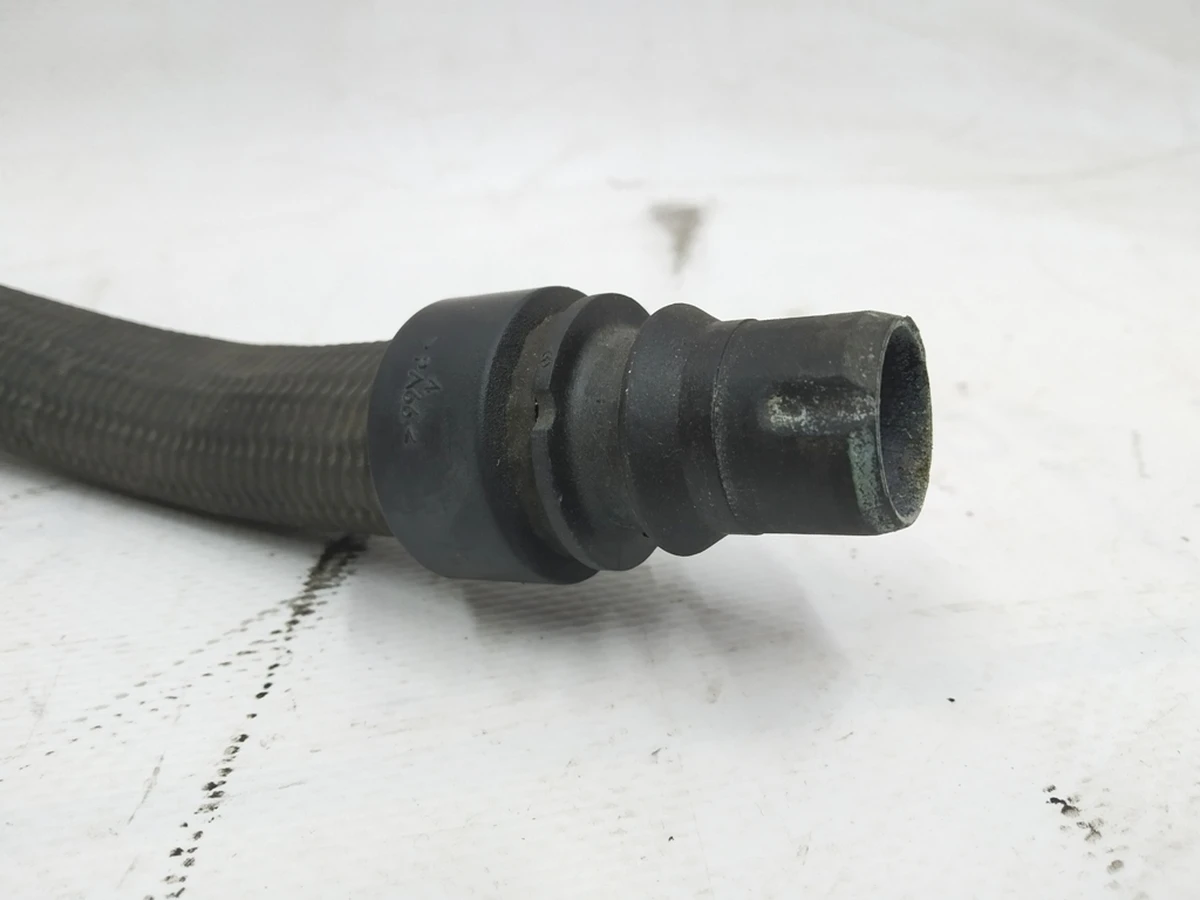 9 Трубопровід охолодження двигуна заднього правий Tesla model X 1061749-00-F