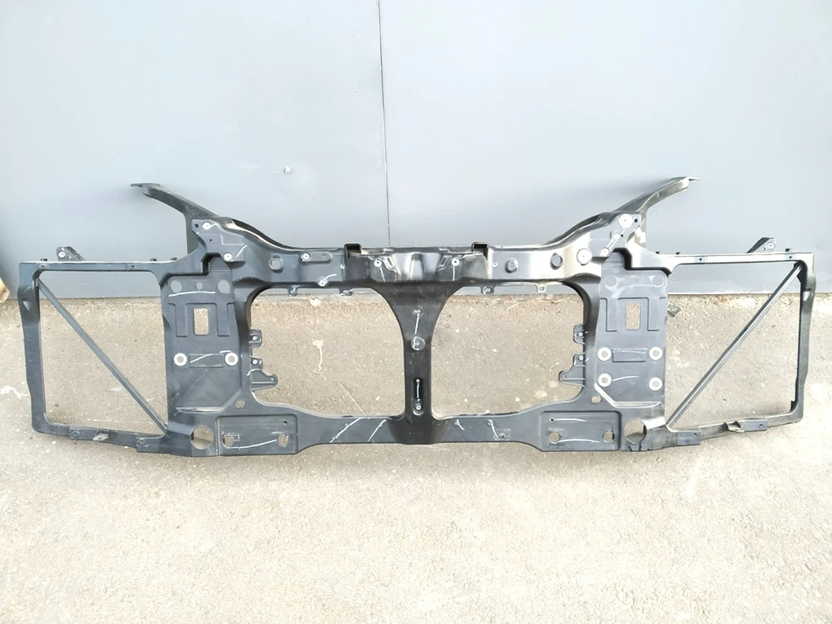 1 Панель радіаторів (телевізор) (пластик) AWD Tesla model S REST 1061950-98-E