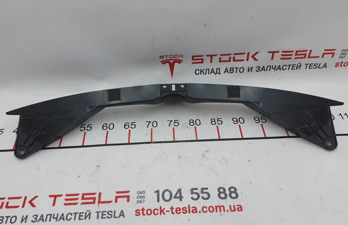 1 Кронштейн накладки V-подібного декоративного переднього гриля хром (пташки) Tesla model S REST 1062472-00-F
