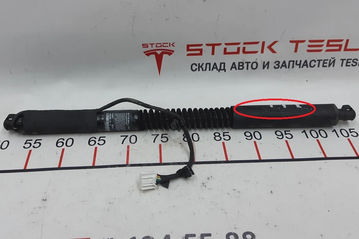22 Амортизатор (привод электрический) двери задней LH FRT/RH RR с повреждением Tesla model X 1063440-01-F