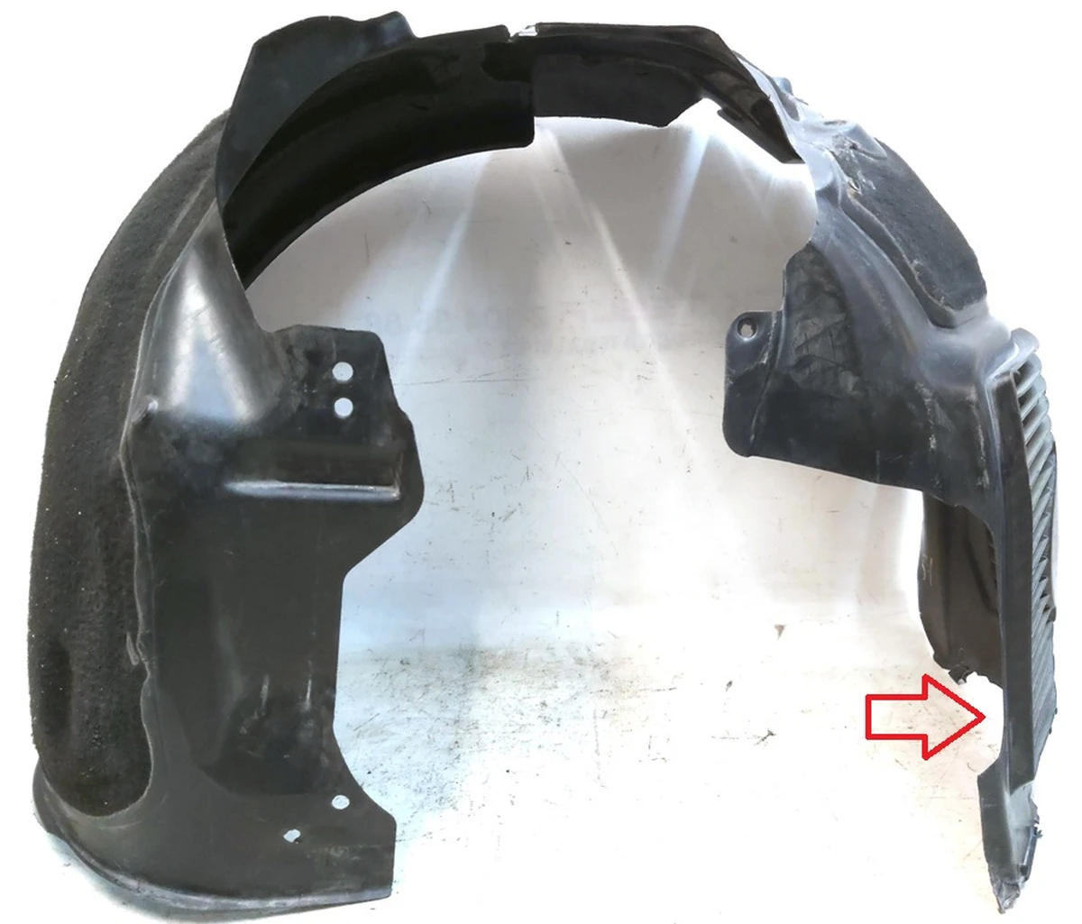 1 ASY FR LH Wheel Louver Liner, with damage Tesla model S REST 1063693-00-D