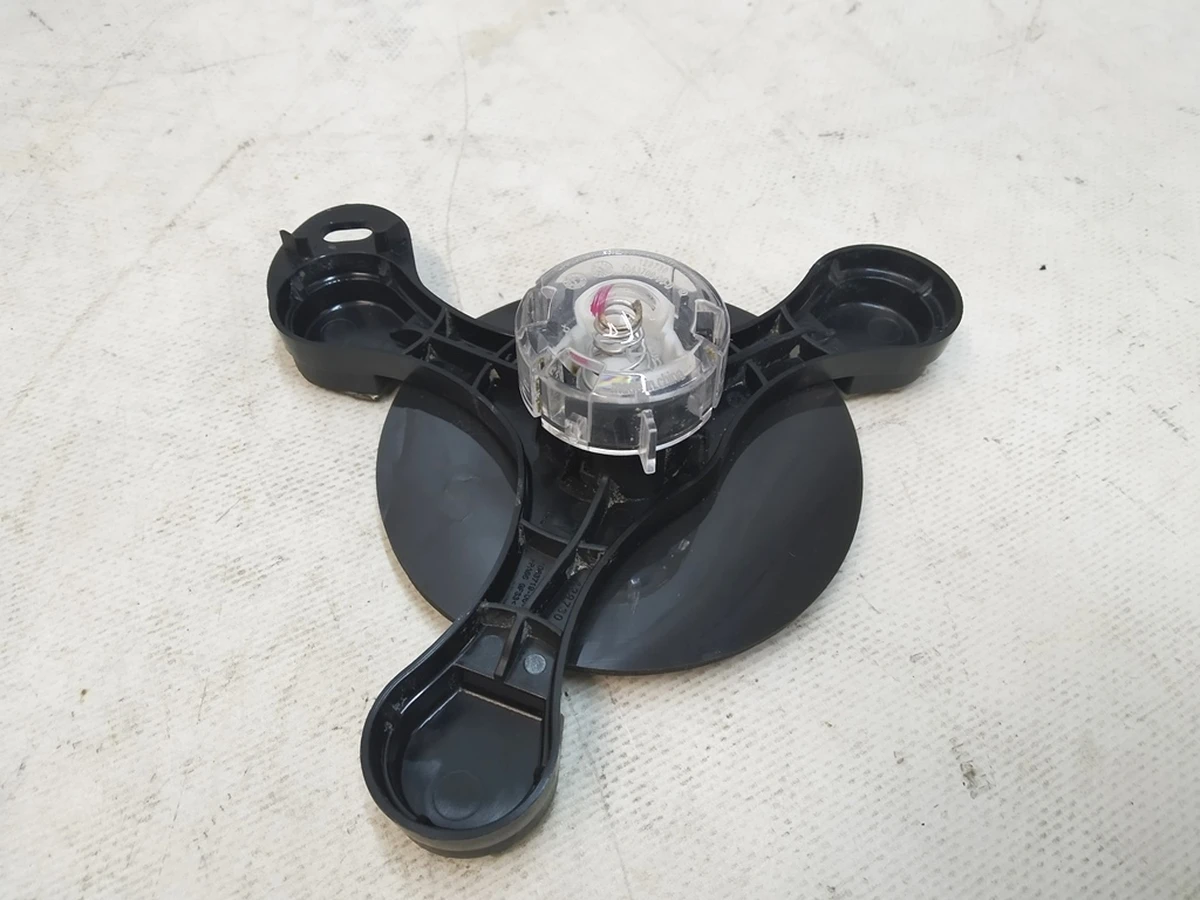 18 Датчик ультразвуковий в зборі праві задні двері Tesla model X 1075448-00-C