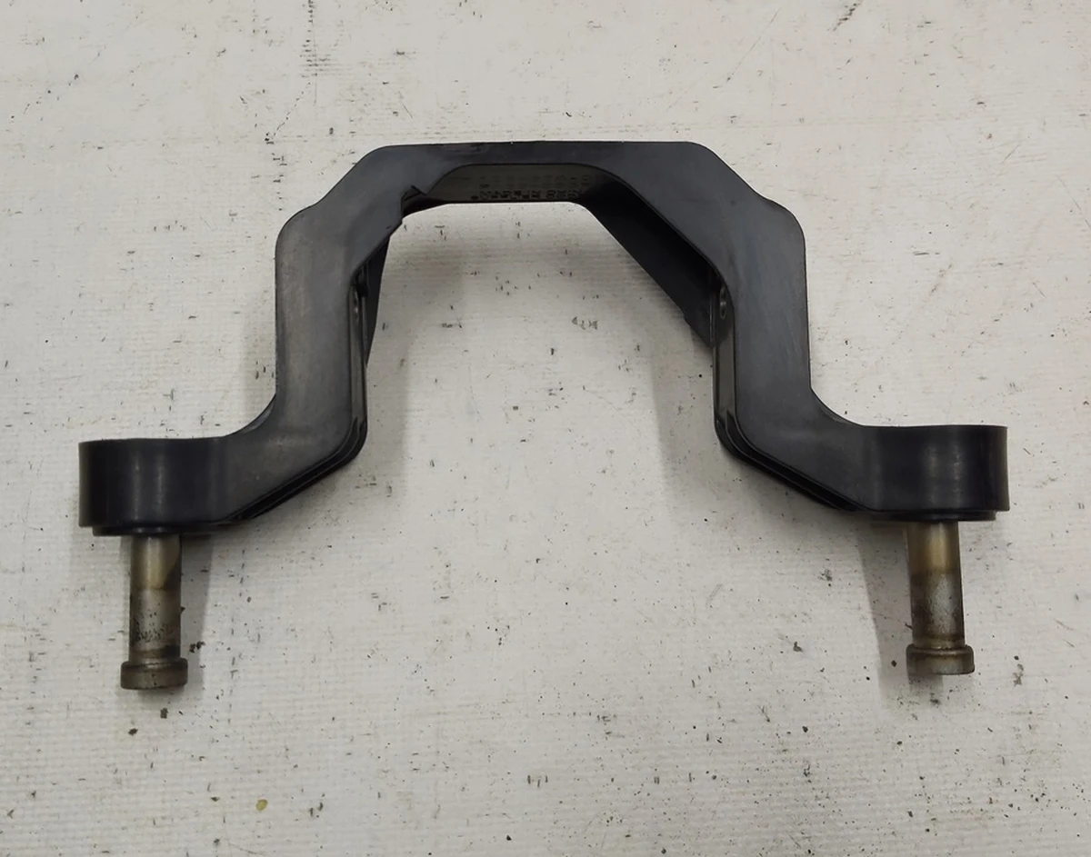 3 Compressor bracket (plastic) top pressure Tesla model S REST 1064674-00-B