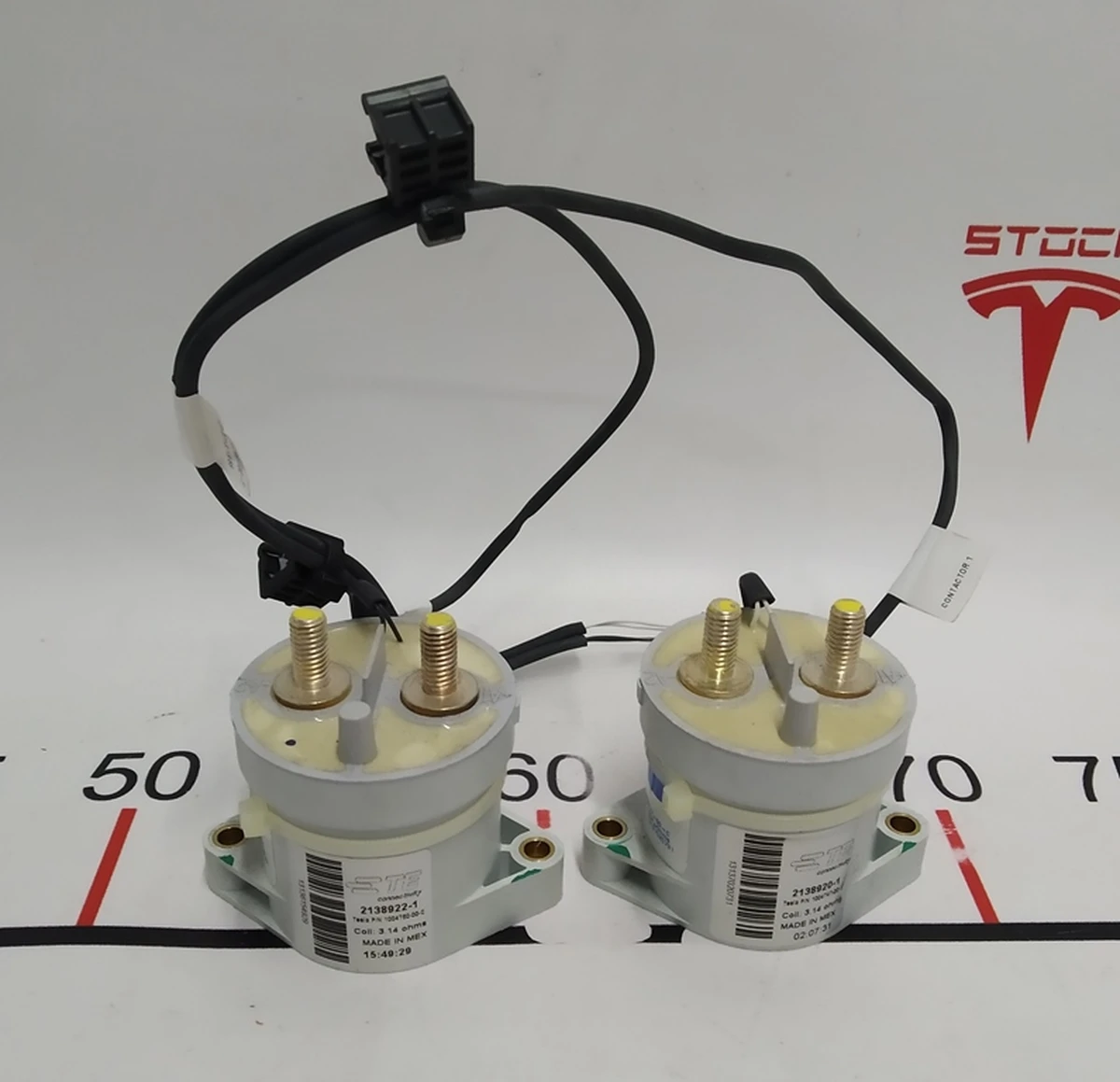 34 Контакторы основной батареи белые в комплекте Tesla model X S REST 1004747-00-C 1004750-00-C