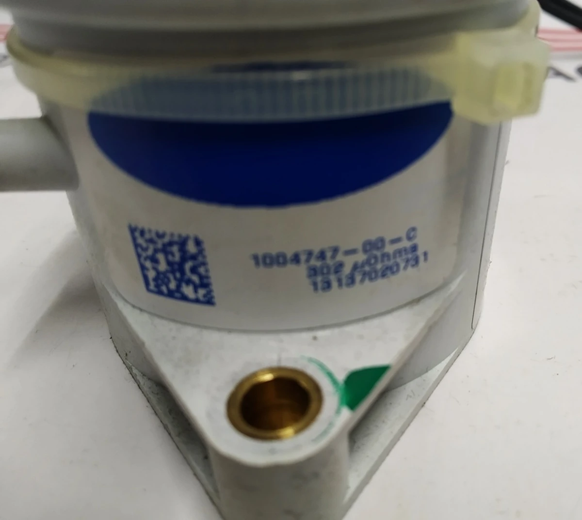 34 Контакторы основной батареи белые в комплекте Tesla model X S REST 1004747-00-C 1004750-00-C