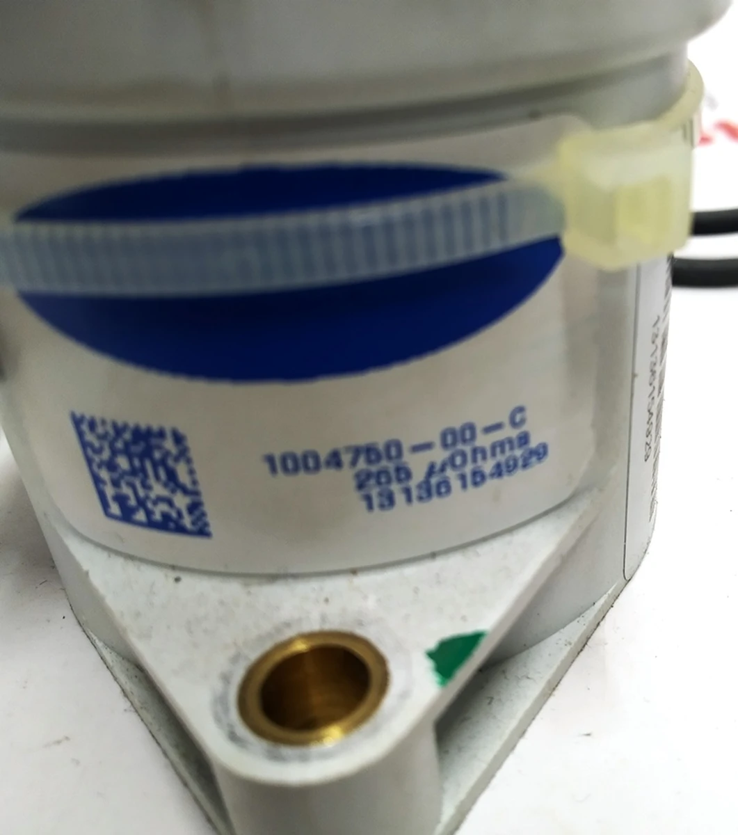 34 Контакторы основной батареи белые в комплекте Tesla model X S REST 1004747-00-C 1004750-00-C