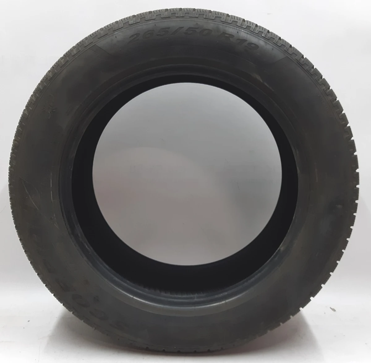 1 Tire 265/50R19 110V WINTER PIRELLI SCORPION damaged Tesla model X 1066117-00-A