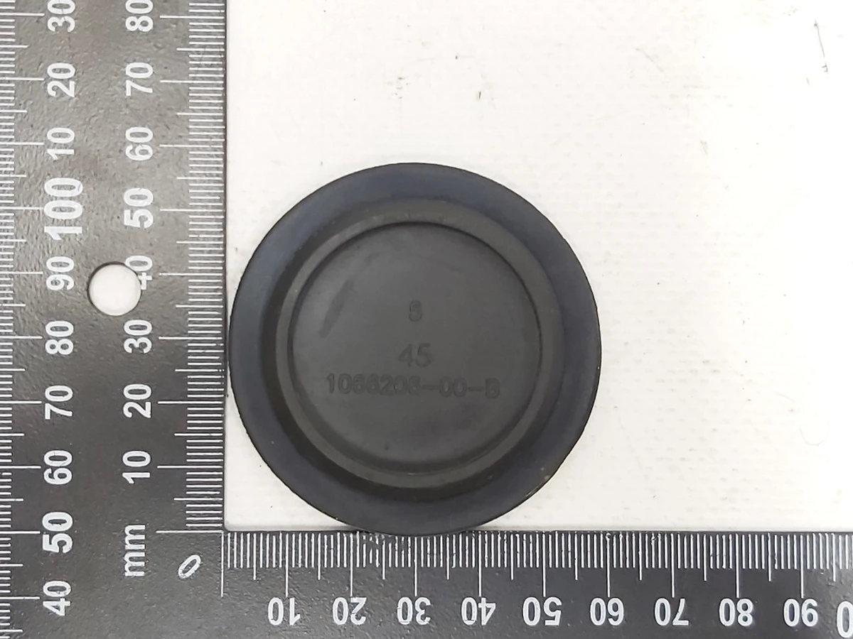 6 BUTTON PLUG,NVH,CIRCLE,45mm(BLK) Tesla model X 1066206-00-B